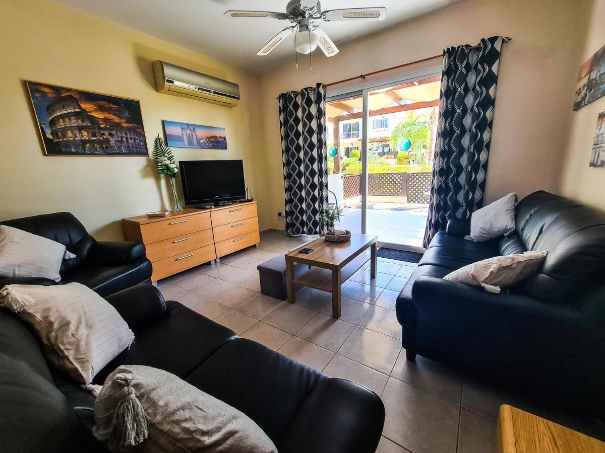 Serena Townhouse Ferienhaus Peyia